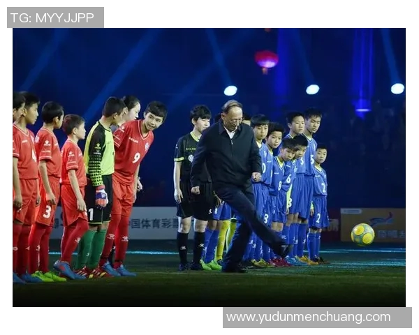 荣耀时刻足球明星颁奖盛典星光璀璨见证传奇与梦想的交汇